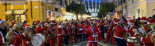 Sfilata Banda Babbi Natale