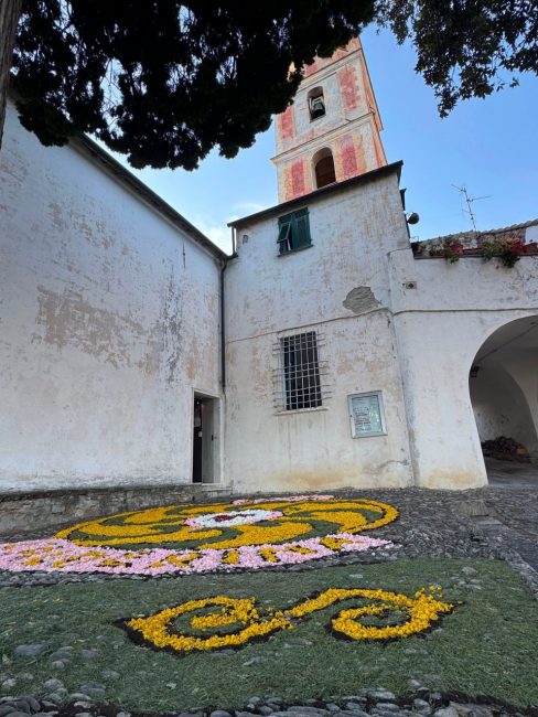 Infiorata Diano Calderina